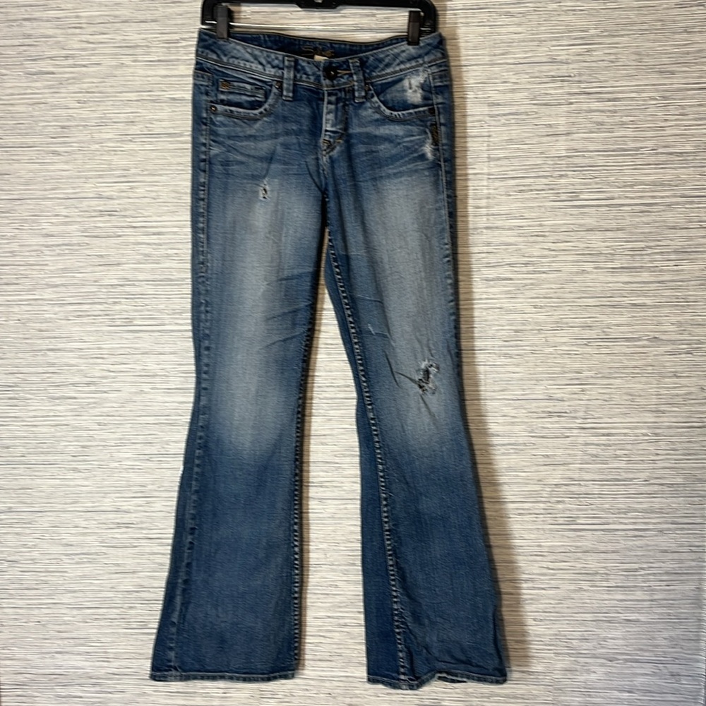 Silver Jeans Co. Distressed Flare Jeans – Blue – Size 26x33 (804) - Picture 5 of 9